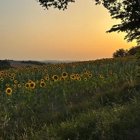 L'atelier Des Reves Les De L'atelier Holiday home